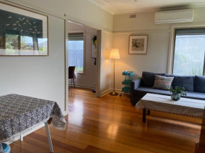 Melbourne bentleigh fully equipped cosy 3 bedroom house